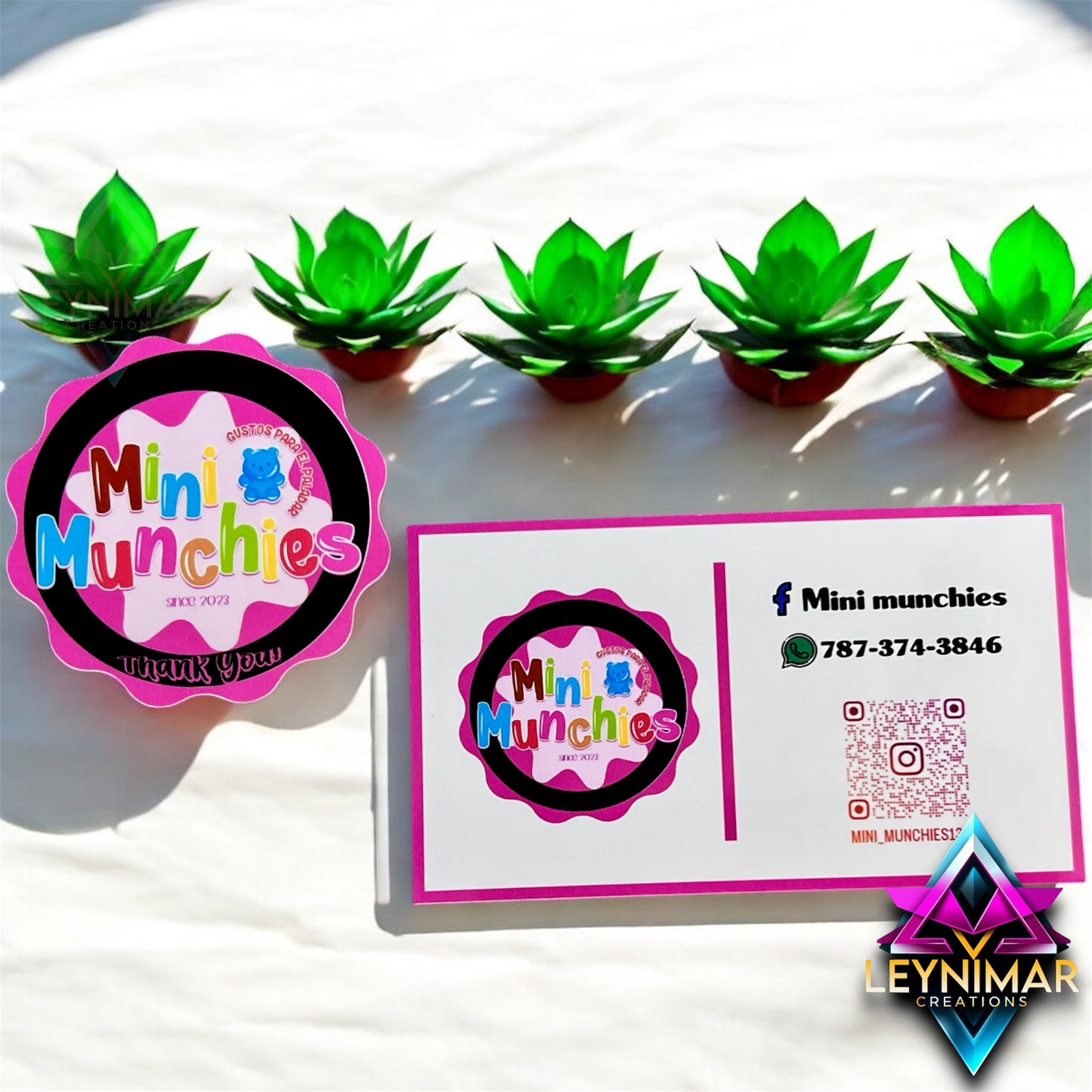 Paquete de promoción básico 
100 tarjetas, 100 stickers